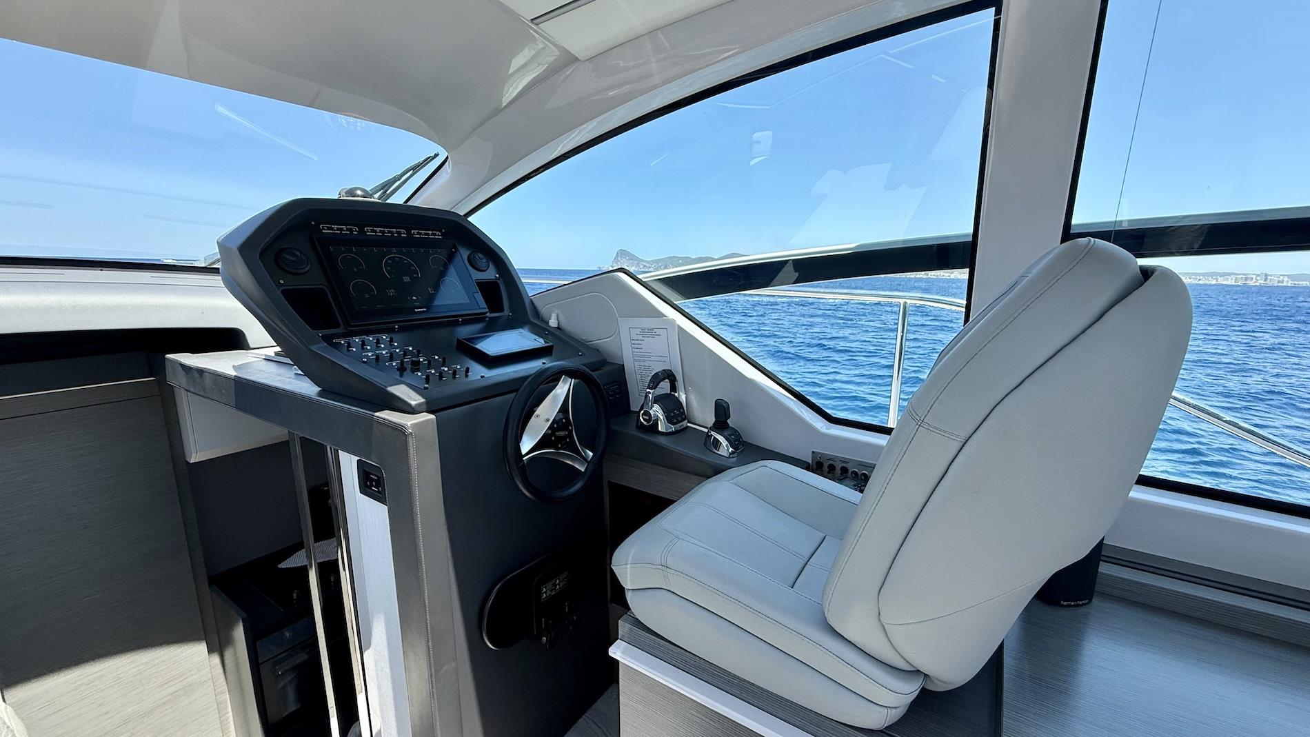 2018 PERSHING 5X 